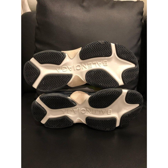 Balenciaga Triple S Sneaker Neon Yellow Grey Speed Flat Trainer 42 Mens US 9 - Picture 12 of 12